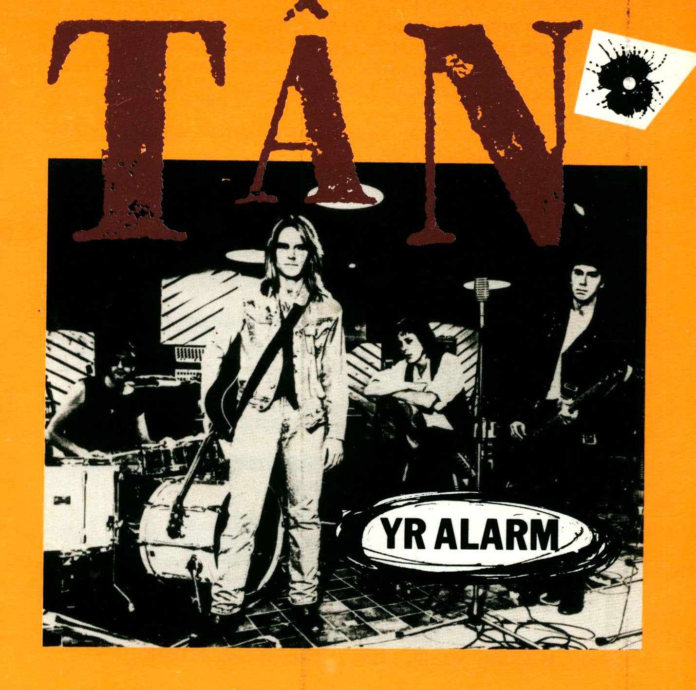 Tân